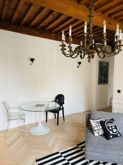 Le Grand Cerf By La Chambre A Cote Metz Exterior photo